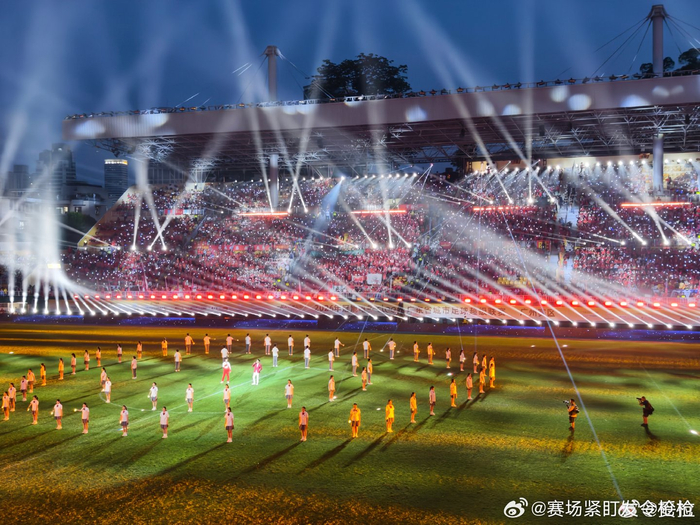 2026粤超联赛启幕，21城草根球员为家乡而战|南粤|足球|广东|草根足球|足球赛_新浪体育_新浪新闻